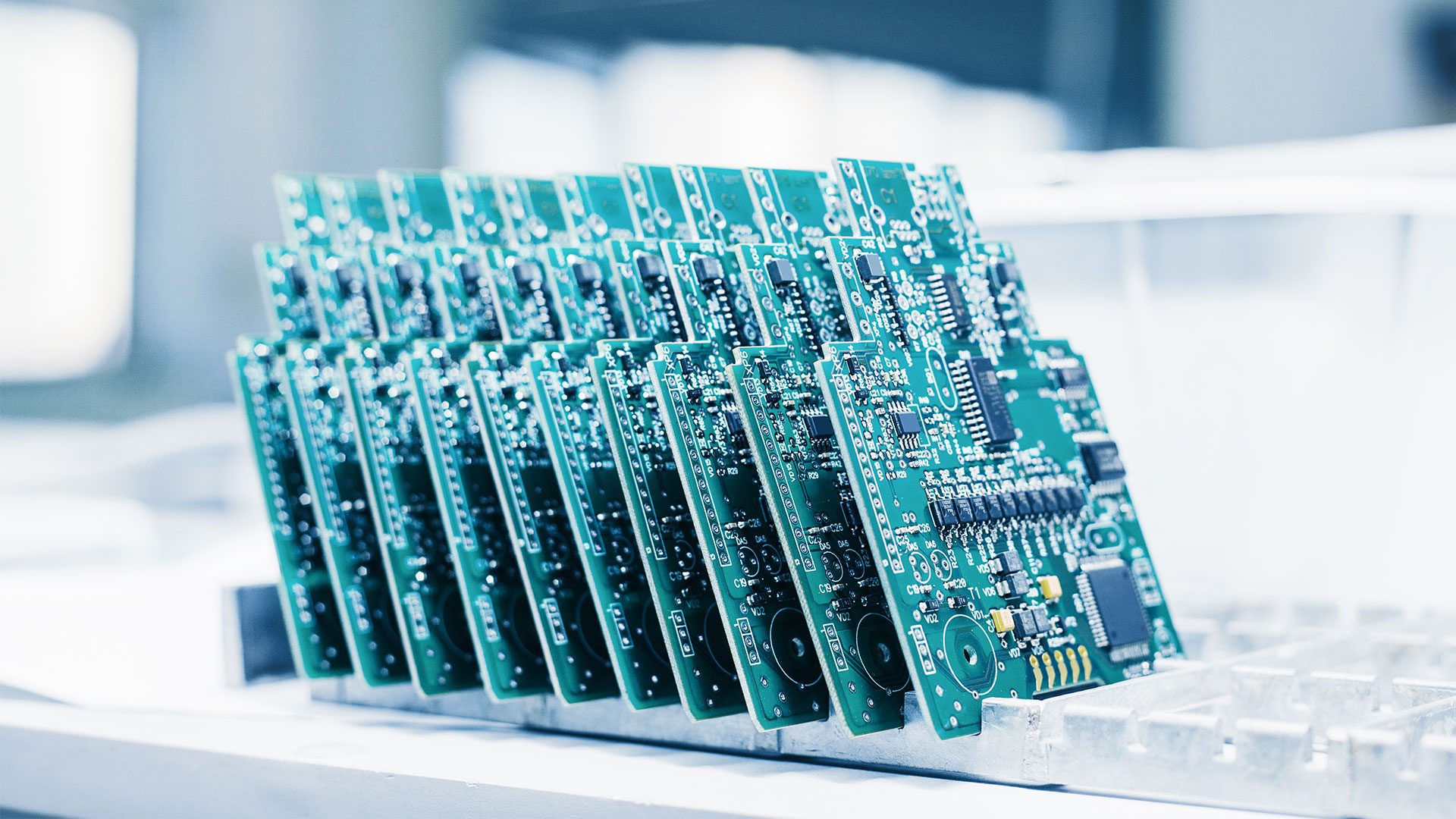 北京SMT貼片廠家如何選擇才能確保產(chǎn)品質(zhì)量？